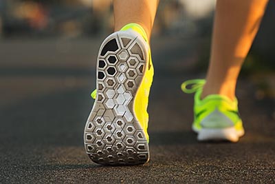 خرید-کفش-پیاده-روی