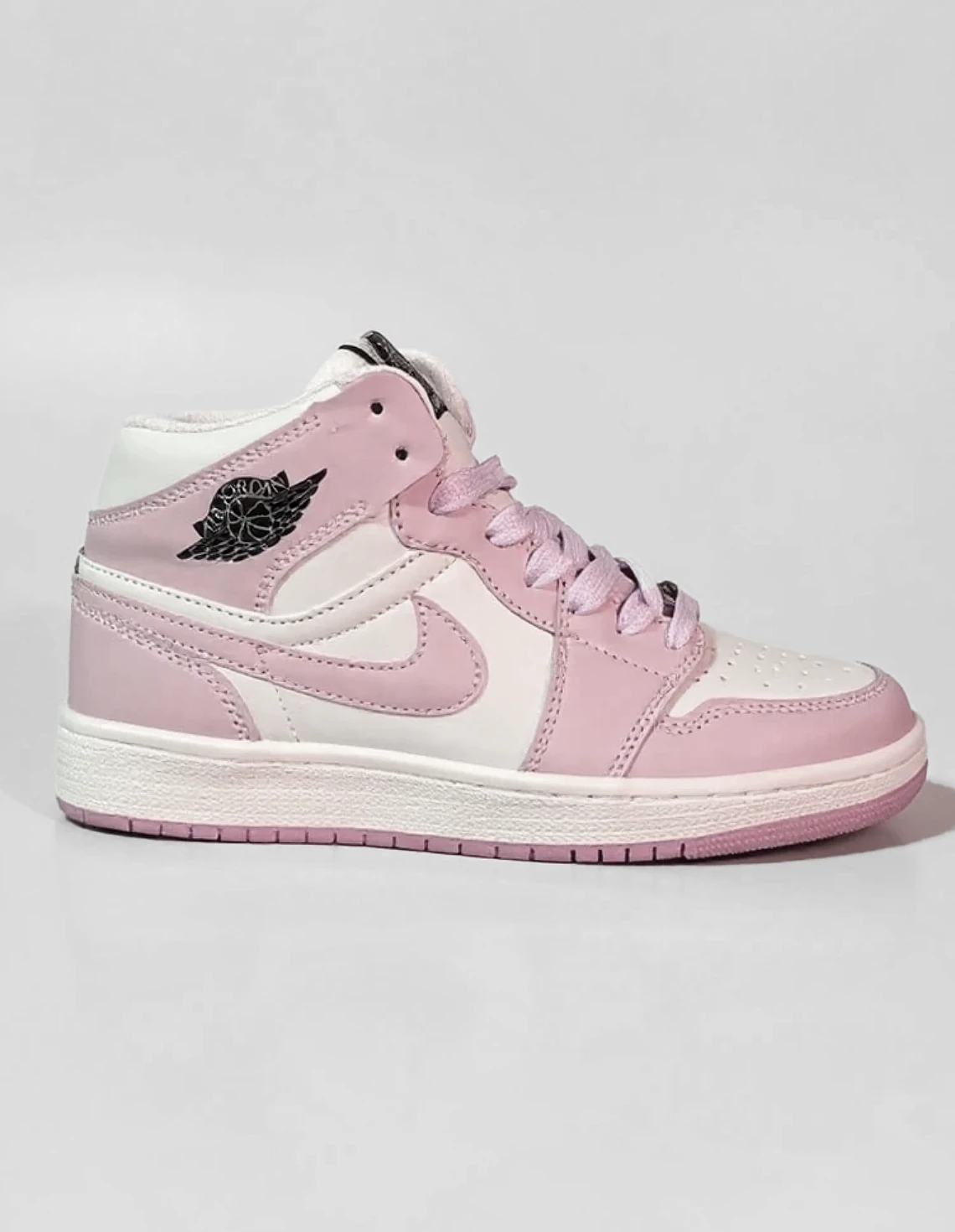 کفش روزانه زنانه نایکی Air Jordan 1 Mid Shadow W